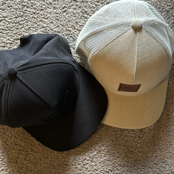 2 RVCA hats - Picture 2 of 5